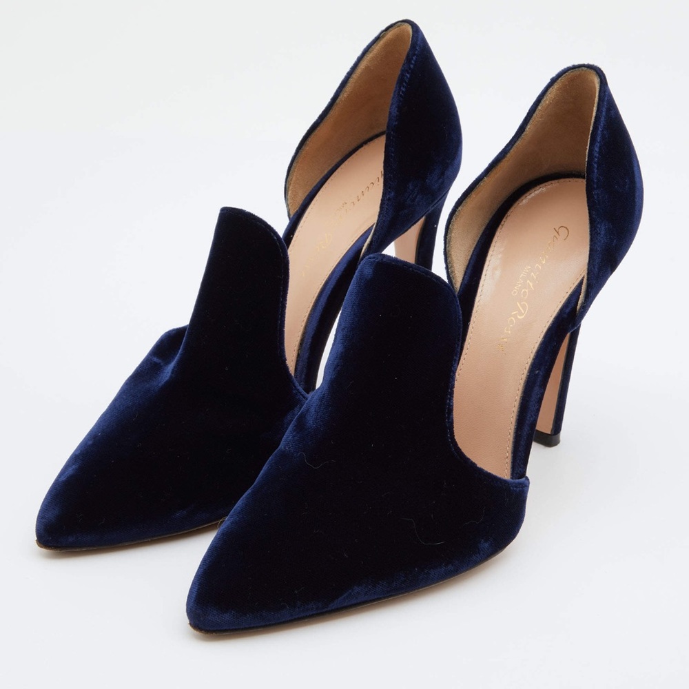 Gianvito Rossi Dark Blue Velvet Heels
